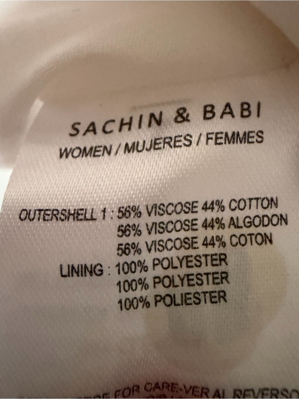 Sachin + Babi White Floral V-Neck Cap-Sleeve Top with Pink and Red Print - Picture 4 of 7
